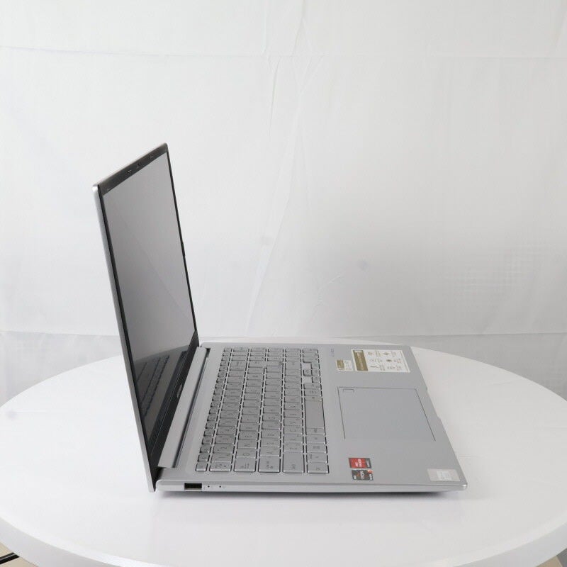 中古 ASUS Vivobook 15X M3504YA NotebookPC(AMD Ryzen 7 7730U/16GB
