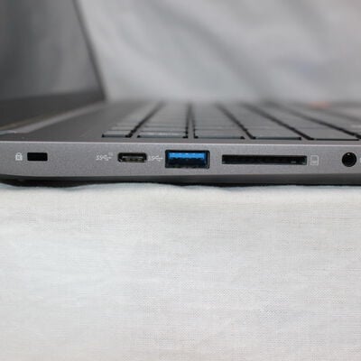 【通販センター】中古  THIRDWAVE raytrek R6-RL(Intel Core i7 13700H/32GB DDR5 (PC5)/SSD1TB/なし/NVIDIA GeForce RTX 4060 8GB Laptop GPU/17.3/2560x1600/Wi-Fi/W11H64 MAR) 198270 