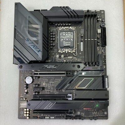 【甲府飯田店】中古  ASUS ROG STRIX Z790-F GAMING WIFI (Z790 1700 ATX DDR5) 175321 