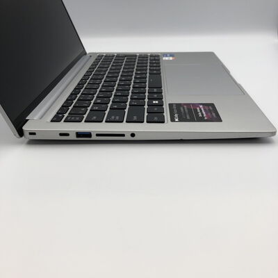 【甲府飯田店】中古  mouse Z4I7I01SARCAW101DEC(i7-1360P/32GB/SSD500GB/W11P) 4720003143 