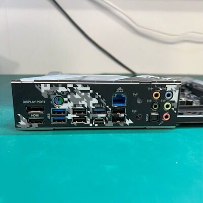 【静岡東瀬名店】中古  ASRock B550 Steel Legend (B550 AM4 ATX DDR4) 142936 