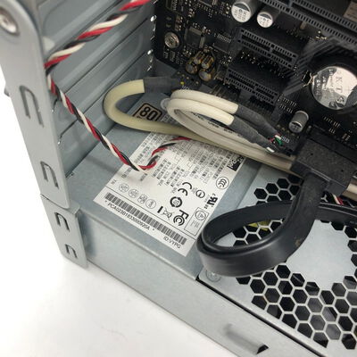 【大分店】中古  THIRDWAVE Slim Knight (Intel Celeron G4900 3.10GHz/4GB/SSD128GB/なし/オンボード/W11H64 MAR) 1000804037 185073 