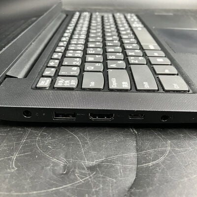 【大須店】中古  Lenovo V14 Gen4 3120024612 