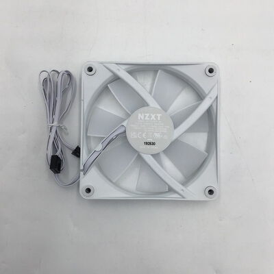 【白山FM松任店】中古  NZXT RF-C12SF-W1(F120 RGB CORE 1pack WH) 4950002062 