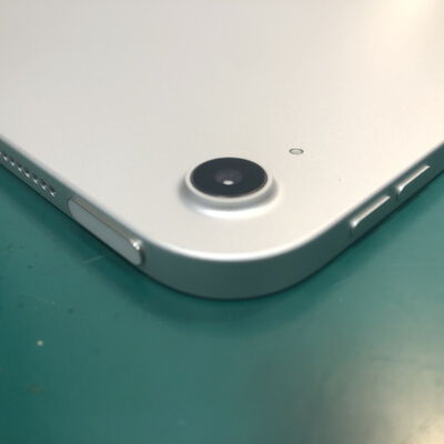 【富山本郷店】中古  Apple iPad 11インチ Wi-Fi 128GB MD3Y4J/A シルバー 4760001562 