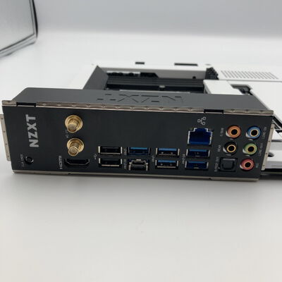 【甲府飯田店】中古  NZXT N7 Z790 N7-Z79XT-W1 (Z790 1700 ATX DDR5) 4720003312 