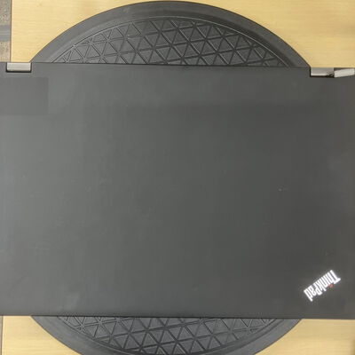 【新潟店】中古  Lenovo ThinkPad P52　20MAS12700 (Core i7 8750H/16GB/SSD512GB/-/NVIDIA Quadro P1000 4GB/15.6ｲﾝﾁ/1920x1080/Wi-Fi/WEBCAM/W11H64) 176658 