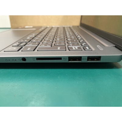 【富山本郷店】中古  Lenovo IdeaPad Pro 5 14AHP9 (AMD Ryzen 7 8845HS/16GB/Radeon 780M/SSD 512GB/-/14inch/WLAN/WebCAM/Win 11 Home/-) 4760000803 