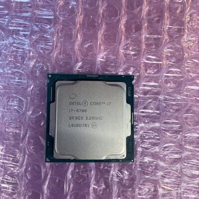 【横浜駅前店】中古  INTEL Core i7 8700 (1151/3.20GHz/12M/C6/T12) 136198 