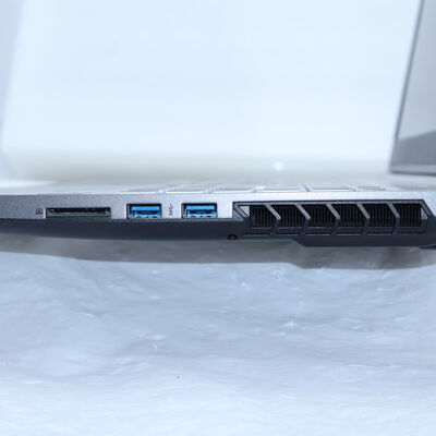 【通販センター】中古  THIRDWAVE GALLERIA RL7C-R45-C5N(Intel Core i7 13620H/16GB DDR5 (PC5)/SSD500GB/なし/NVIDIA GeForce RTX 4050 6GB Laptop GPU/15.6/2560x1440/Wi-Fi/W11H64 MAR) 205170 