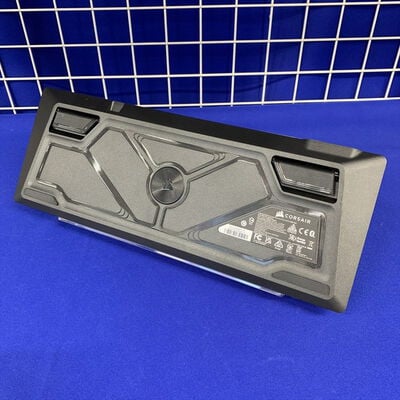 【横浜駅前店】中古  CORSAIR K70 CORE TKL WIRELESS [CH-914901E-JP] 日本語配列テンキーレス USB無線/Bluetooth対応 ワイヤレスゲーミングキーボード メカニカル赤軸 3400008895 