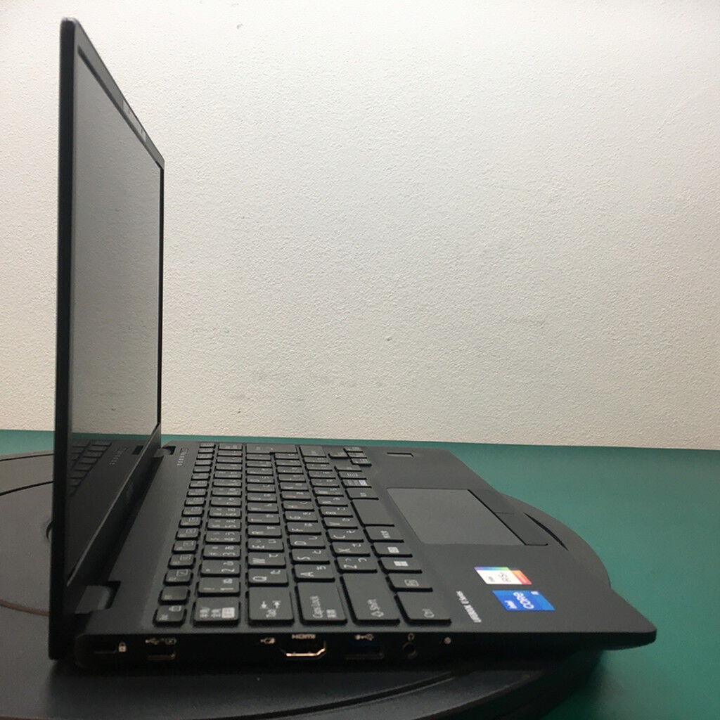 中古 富士通 LIFEBOOK U9312(i5-1245U/8GB/SSD512GB/W11P) 5250001560