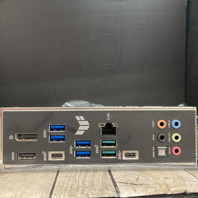 【広島店】中古  ASUS TUF GAMING Z790-PLUS D4 (Z790 1700 ATX DDR4) 152768 