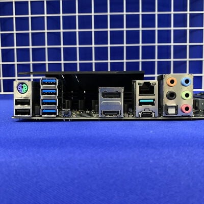 【横浜駅前店】中古  ASUS TUF GAMING B550M-PLUS (B550 AM4 mATX DDR4) 142911 