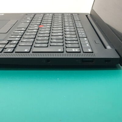 【佐賀南部バイパス店】中古  Lenovo Thinkpad X1 5250001411 