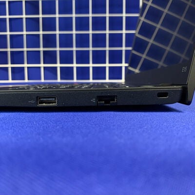 【横浜駅前店】中古  LENOVO E15 Gen2 MSO 指紋認証あり (Intel Core i5 1135G7 2.4GHz/8GB/SSD256GB/-/オンボード/15.6/1920x1080/GbE/Wi-Fi/WEBCAM/W11P/Microsoft Office Home and Business 2024) 188503 