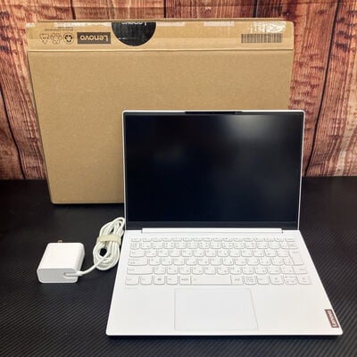 【富士青葉店】中古  Lenovo Yoga　Slim7　Carbon13 5070002399 
