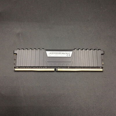 【秋葉原本店】中古  PC4-21300 16GB デスクトップ用 135638 