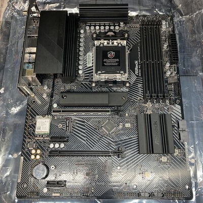 【広島店】中古  ASRock B650 PG Lightning WiFi (B650 AM5 ATX DDR5) 3320004976 