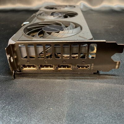 【横浜駅前店】中古  GIGABYTE GV-N5060GAMING OC-8GD (RTX5060 8G) 179550 