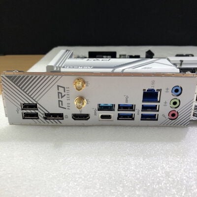 【甲府飯田店】中古  ASRock B760 Pro RS/D4 WiFi (B760 1700 ATX DDR4) 4720001738 