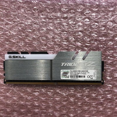 【宮崎恒久店】中古  PC4-24000 16GB デスクトップ用(DDR4-3000) 135636 