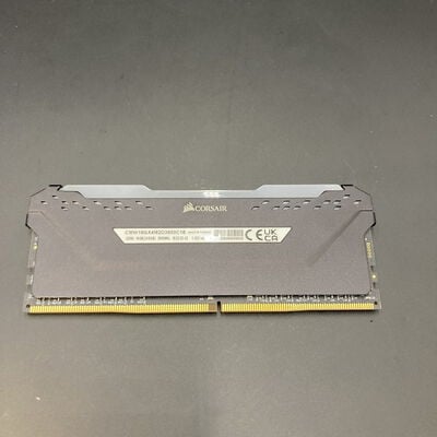 【熊本浜線店】中古  Corsair　CMW16GX4M2D3600C18 5370000432 