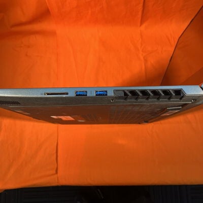 【なんば店】中古  THIRDWAVE raytrek R5 (INTEL Core i7 10875H 2.3GHz/32GB/SSD1TB/-/RTX2060/15.6/1920x1080/Wi-Fi/WEBCAM/W11H64) 182477 