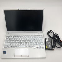 中古  Fujitsu FMVU8E3WD1 (i7-1165G7/8GB/SSD256GB/W11H) 4580001335【2/26値下げ!】 