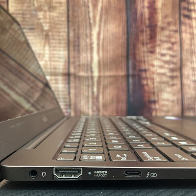 【富士青葉店】中古  富士通 FMVC75F3MZ(i5-1135G7/8GB/SSD512GB/W11H) 5070001901 