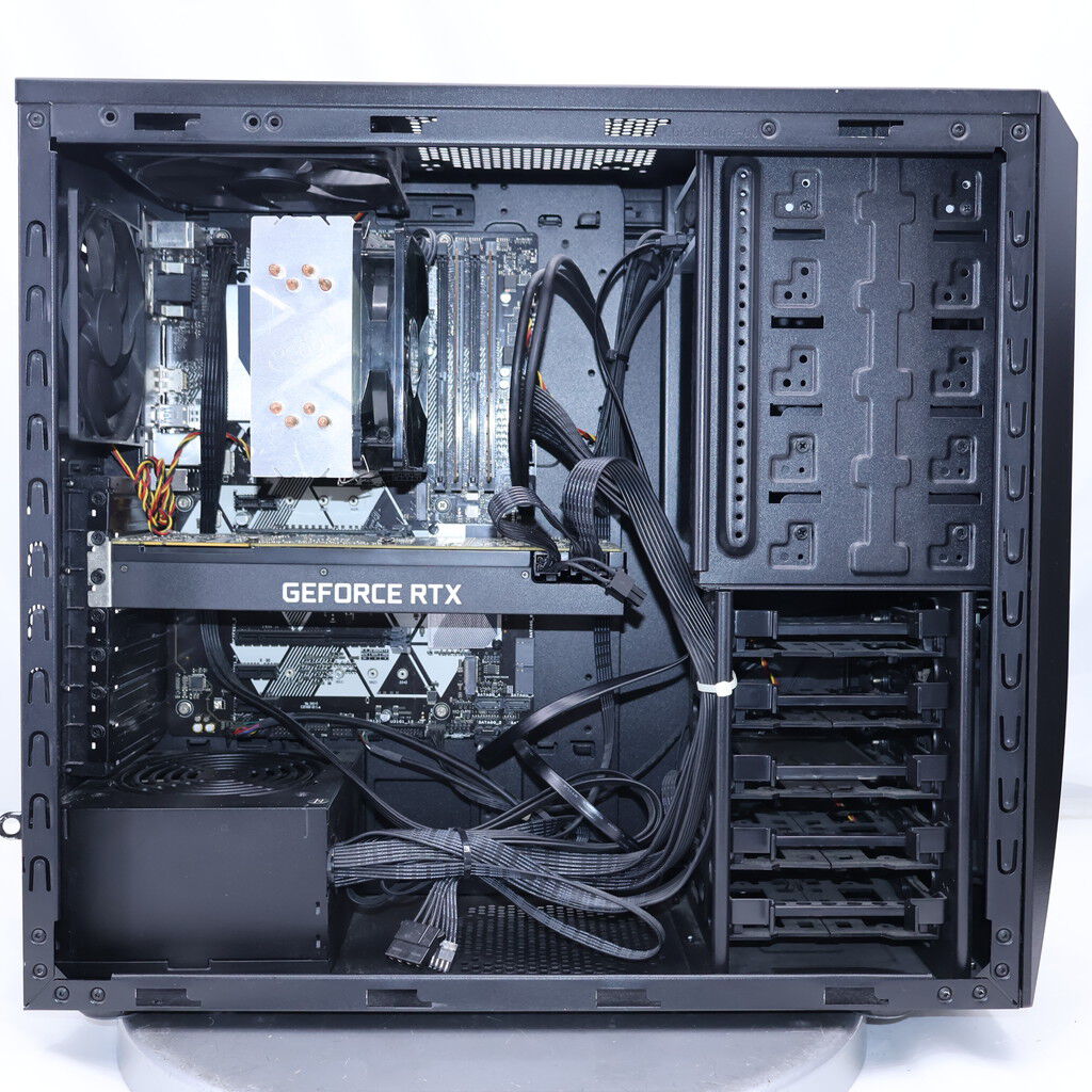 中古 THIRDWAVE GALLERIA KT(Intel Core i7 9700K/16GB DDR4 (PC4