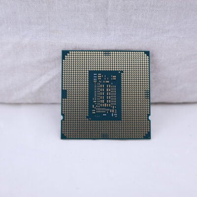 【通販センター】中古  INTEL Core i3 10105 (1200/3.7G/6M/C4/T8) 145174 