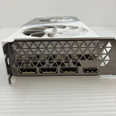 【秋葉原本店】中古  INNO3D_GF_RTX4070TI-SUPER-TWIN-X2-OC-WHITE(RTX4070Ti_Super_16GB) 3410014054 