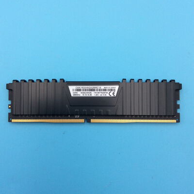 【秋葉原本店】中古  PC4-21300 8GB デスクトップ用(DDR4-2666) 126165 
