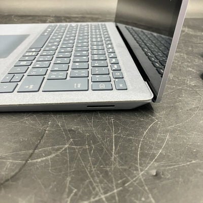 【大須店】中古  Surface Laptop 4 5PB-00046 4640000750 