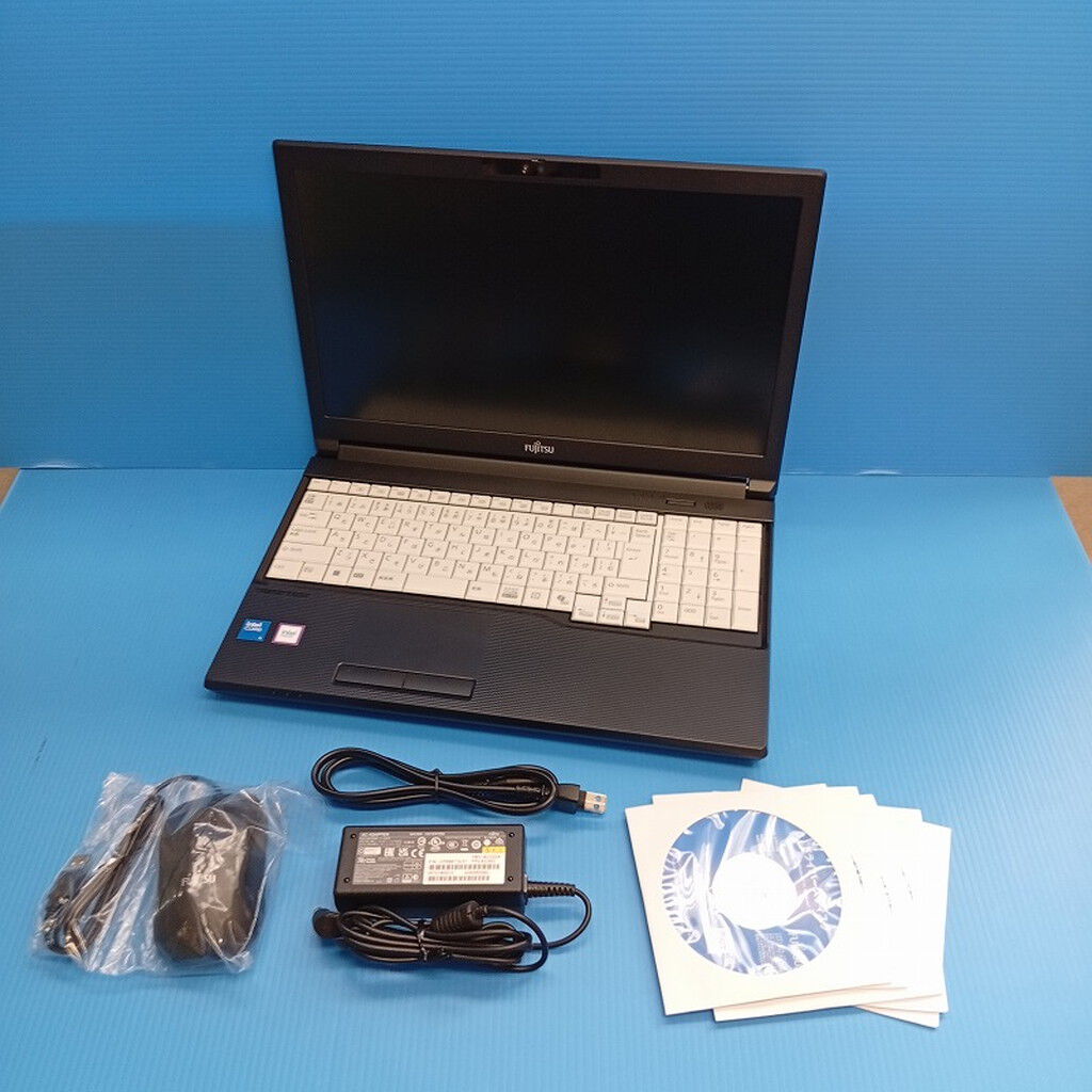 中古 Fujitsu LIFEBOOK A5513/RX (Core 5 120U/16GB/SSD256GB/SMt
