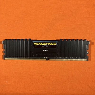 【なんば店】中古  PC4-21300 8GB デスクトップ用 126165 