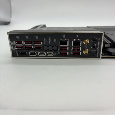 【宇都宮鶴田店】中古  MSI MPG Z890 CARBON WIFI (Z890 1851 ATX DDR5) 172186 