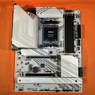 【なんば店】中古  ASRock X870 Pro RS (X870 AM5 ATX DDR5) 183205 
