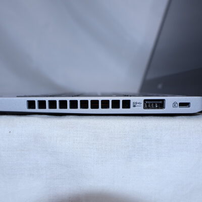 【通販センター】中古  【ジャンク品/保証無/返品質問不可】NEC VersaPro タイプVB　PC-VKM17BZC3 (Core i5 8350U/8GB/SSD256GB/-/オンボード/12.5ｲﾝﾁ/1366x768/Wi-Fi/WEBCAM/-) 176661 