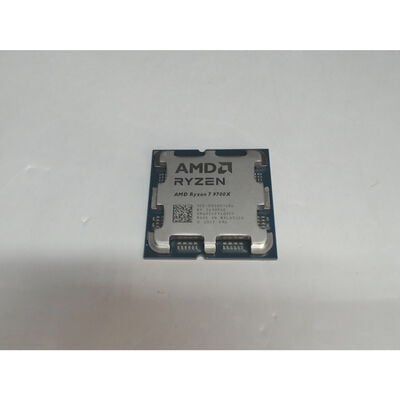 【前橋ｲﾝﾀｰｱｶﾏﾙ店】中古  AMD Ryzen 7 9700X (AM5/3.8GHz/40M/C8/T16/65W) 169022 