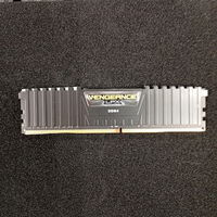 中古  PC4-21300 8GB デスクトップ用(DDR4-2666) 126165 