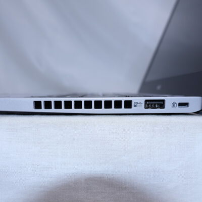 【通販センター】中古  【ジャンク品/保証無/返品質問不可】NEC VersaPro タイプVB　PC-VKM17BZC3 (Core i5 8350U/8GB/SSD256GB/-/オンボード/12.5ｲﾝﾁ/1366x768/Wi-Fi/WEBCAM/-) 176661 