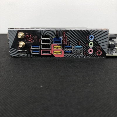 【長野稲里店】中古  ASRock B650 PG Lightning WiFi (B650 AM5 ATX DDR5) 5110001104 