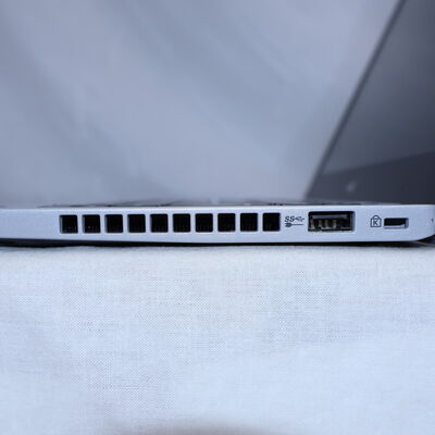 【通販センター】中古  【ジャンク品/保証無/返品質問不可】NEC VersaPro タイプVB PC-VKM17BZC3 (Core i5 8350U/8GB/SSD256GB/-/オンボード/12.5/1366x768/Wi-Fi/WEBCAM/W11H64 MAR) 186070 
