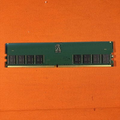 【なんば店】中古  PC5-44800 32GB デスクトップ用 149157 