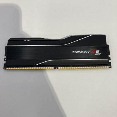 【なんば店】中古  PC5-44800 16GB デスクトップ用(DDR5-5600) 149153 