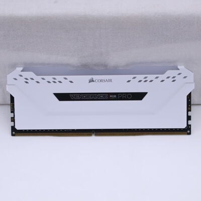 【通販センター】中古  PC4-25600 8GB デスクトップ用(DDR4-3200) 140727 