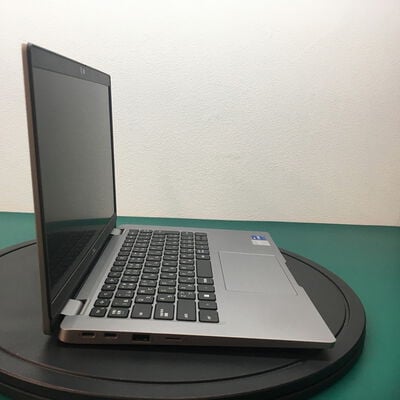 【佐賀南部バイパス店】中古  DELL Latitude 5320 (Intel Core i7 1185G7 3.0GHz/16GB/SSD256GB/-/-/13.3/1920x1080/Wi-Fi/WEBCAM/W11H MAR) 183658 