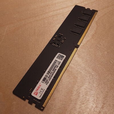 【鹿児島店】中古  PC5-38400 16GB デスクトップ用(DDR5-4800) 149151 
